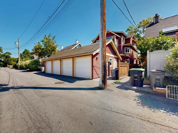 Photo 34 at 839 W 14th Avenue, Fairview VW, Vancouver West