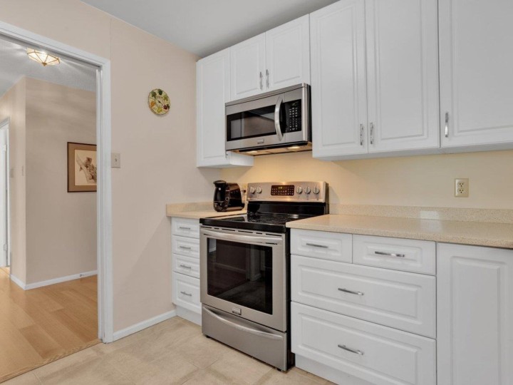 Photo 14 at 206 - 2140 Briar Avenue, Quilchena, Vancouver West