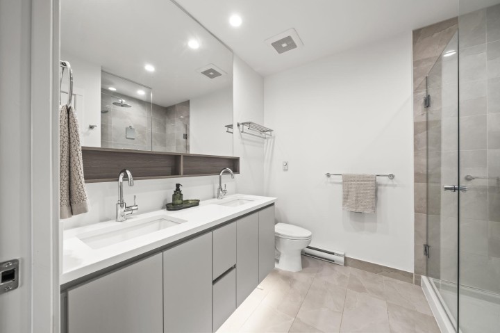 Photo 18 at 408 - 2408 Grant Street, Renfrew VE, Vancouver East