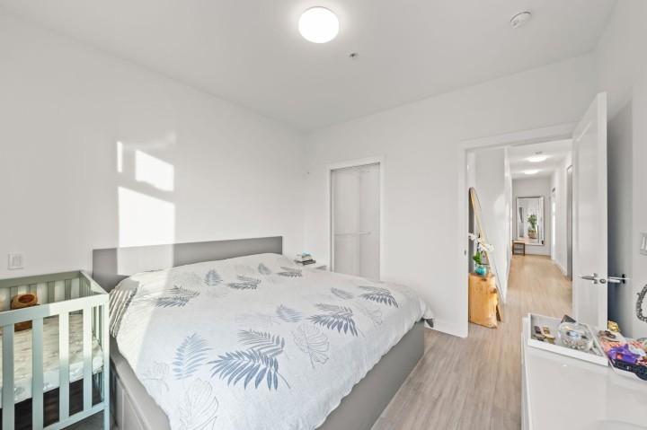Photo 11 at 408 - 2408 Grant Street, Renfrew VE, Vancouver East