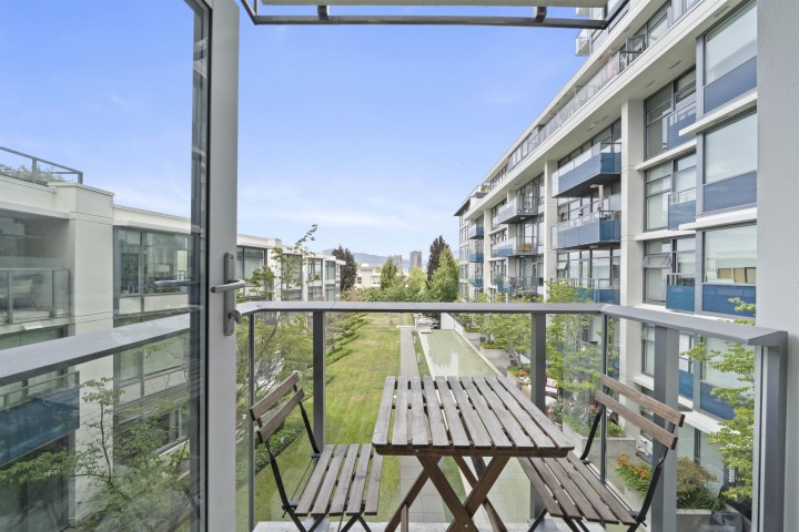 Photo 2 at 342 - 1777 W 7th Avenue, Fairview VW, Vancouver West