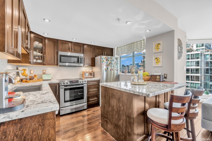 Photo 12 at 1904 - 1088 Quebec Street, Downtown VE, Vancouver East