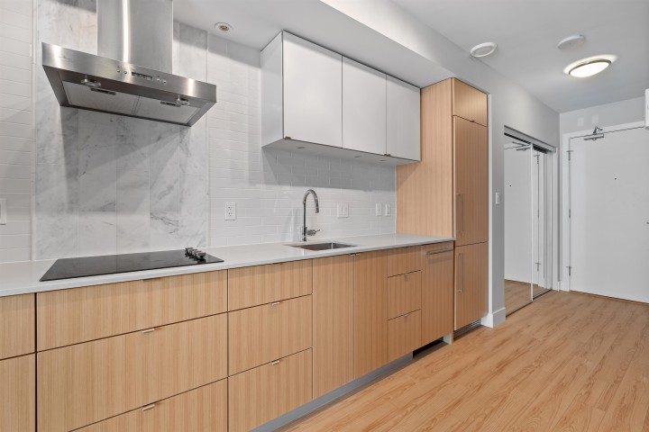 Photo 12 at 523 - 159 W 2nd Avenue, False Creek, Vancouver West