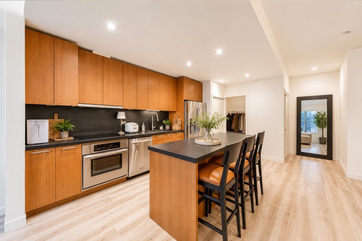 Photo 7 at 915 - 1333 W Georgia Street, Coal Harbour, Vancouver West
