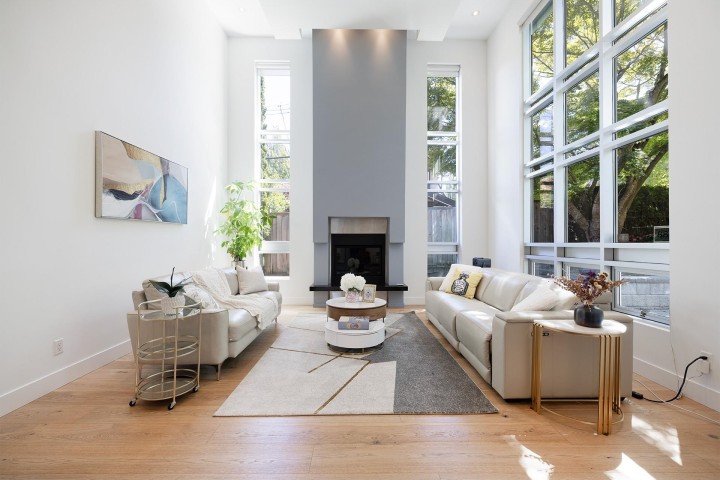 Photo 3 at 4888 Trafalgar Street, MacKenzie Heights, Vancouver West