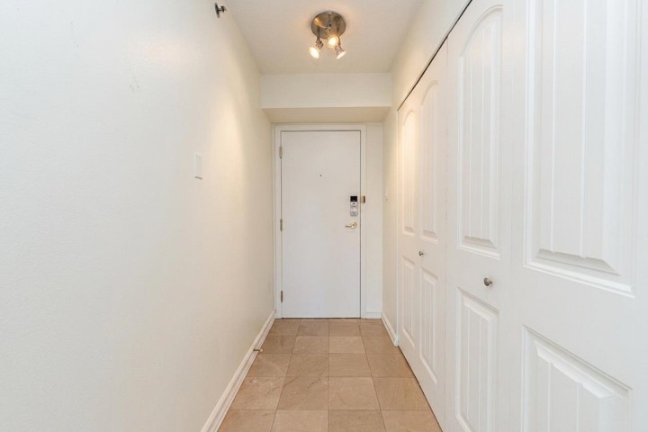 Photo 6 at 1304 - 283 Davie Street, Yaletown, Vancouver West