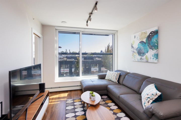 Photo 12 at 312 - 159 W 2nd Avenue, False Creek, Vancouver West