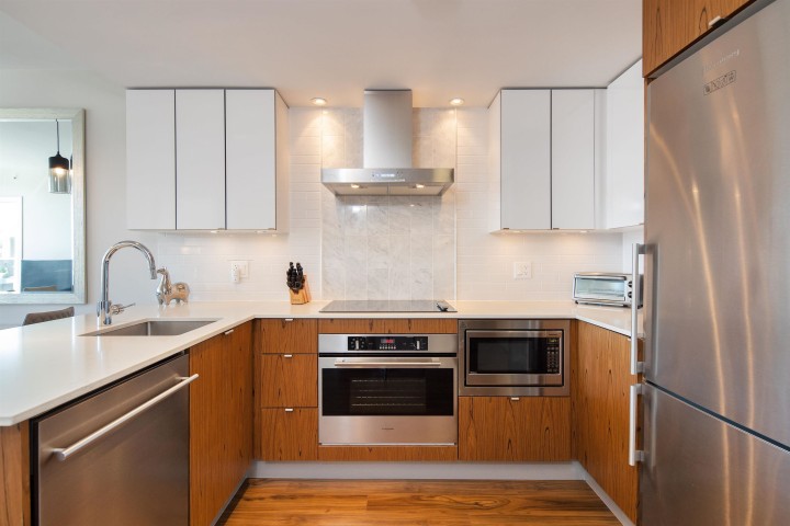 Photo 3 at 312 - 159 W 2nd Avenue, False Creek, Vancouver West