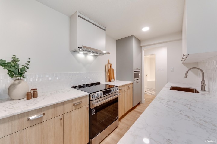 Photo 7 at 102 - 270 W 3rd Street, Lower Lonsdale, North Vancouver