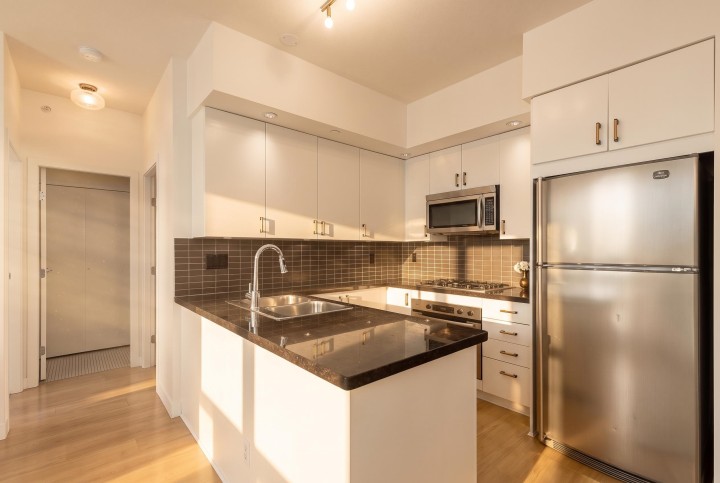 Photo 11 at 707 - 1050 Smithe Street, Vancouver West