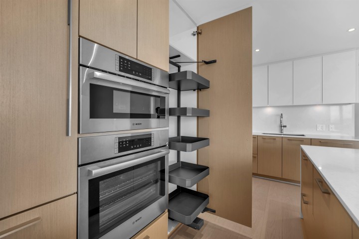 Photo 10 at 506 - 128 W 15th Street, Central Lonsdale, North Vancouver