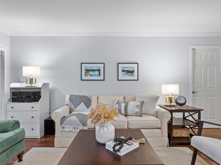 Photo 4 at 107 - 3690 Banff Court, Northlands, North Vancouver