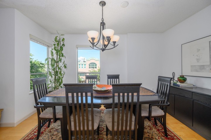 Photo 7 at 212 - 910 W 8th Avenue, Fairview VW, Vancouver West