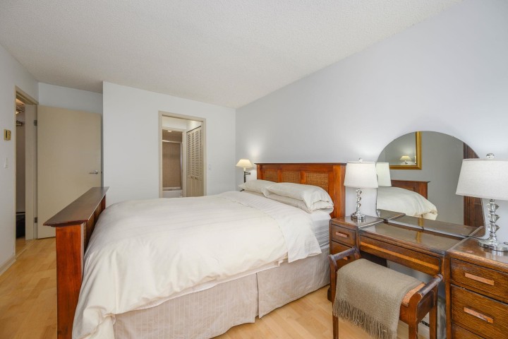 Photo 11 at 212 - 910 W 8th Avenue, Fairview VW, Vancouver West