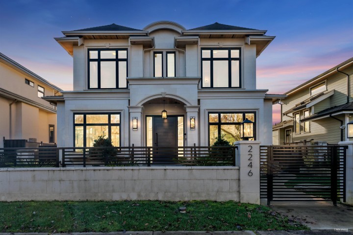 Photo 1 at 2246 W 20th Avenue, Arbutus, Vancouver West