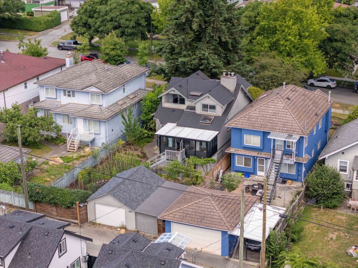 Photo 32 at 2474 E 5th Avenue, Renfrew VE, Vancouver East