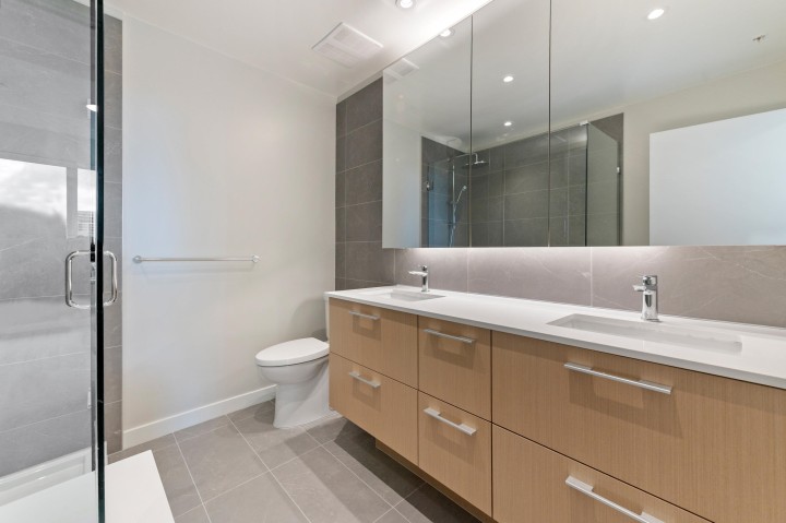Photo 20 at 602 - 110 E 17th Street, Central Lonsdale, North Vancouver