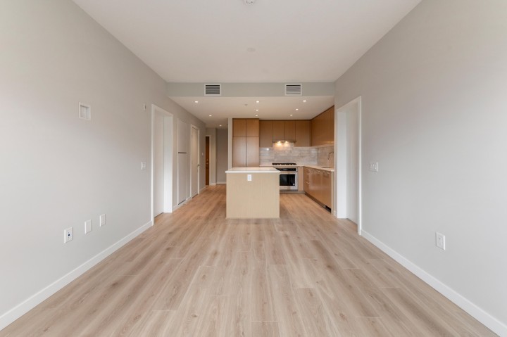 Photo 8 at 602 - 110 E 17th Street, Central Lonsdale, North Vancouver
