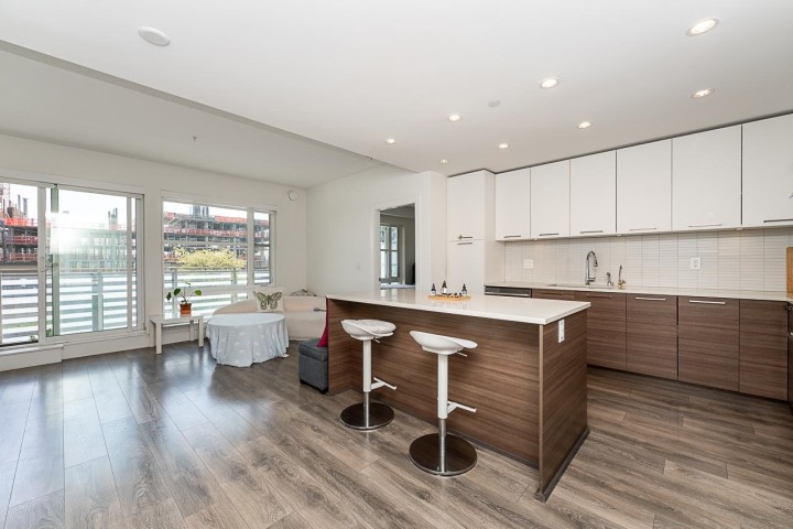 Photo 2 at 503 - 3488 Sawmill Crescent, South Marine, Vancouver East