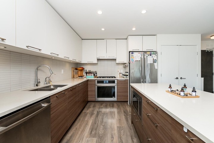 Photo 6 at 503 - 3488 Sawmill Crescent, South Marine, Vancouver East