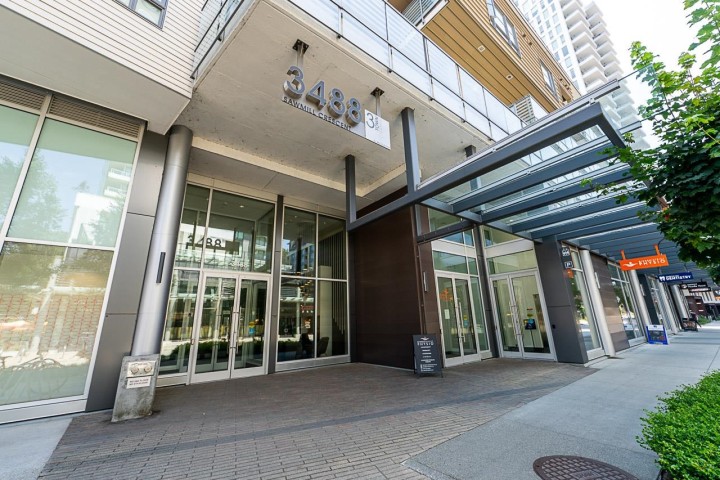 Photo 1 at 503 - 3488 Sawmill Crescent, South Marine, Vancouver East
