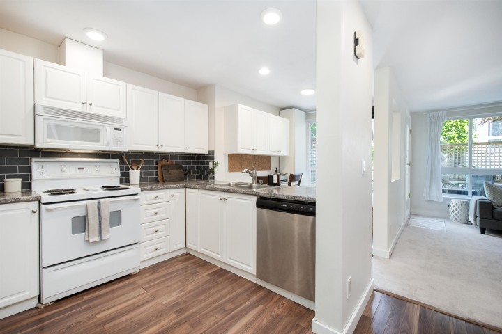 Photo 12 at 1 - 270 E Keith Road, Central Lonsdale, North Vancouver