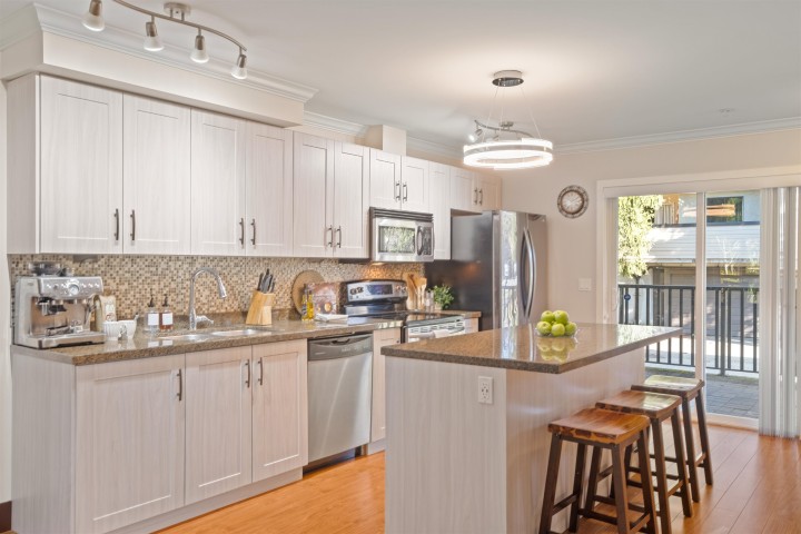 Photo 12 at 1127 St. Andrews Avenue, North Vancouver