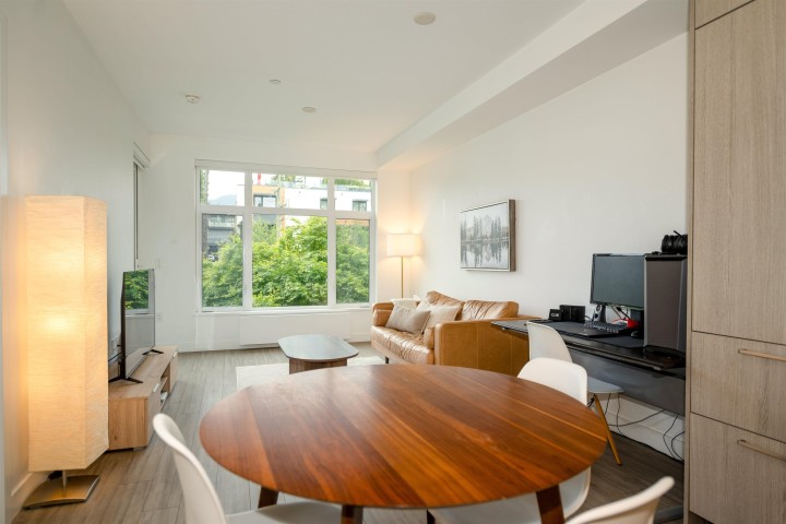 Photo 12 at 214 - 707 E 3rd Street, Queensbury, North Vancouver