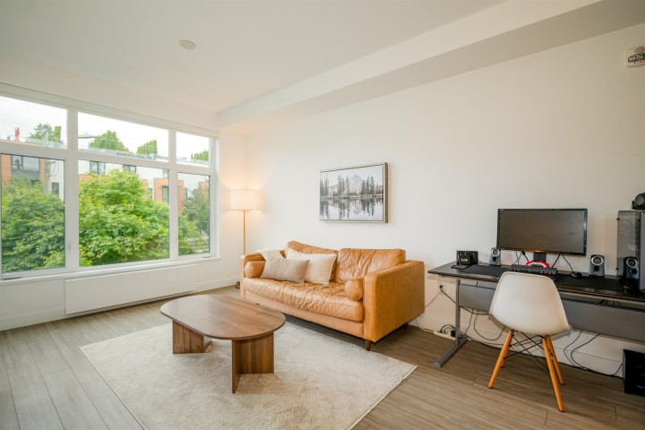 Photo 10 at 214 - 707 E 3rd Street, Queensbury, North Vancouver