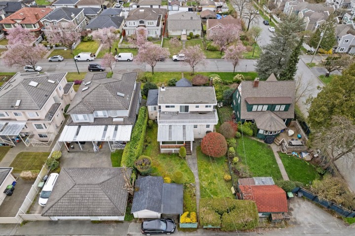 Photo 8 at 5878 Arlington Street, Killarney VE, Vancouver East