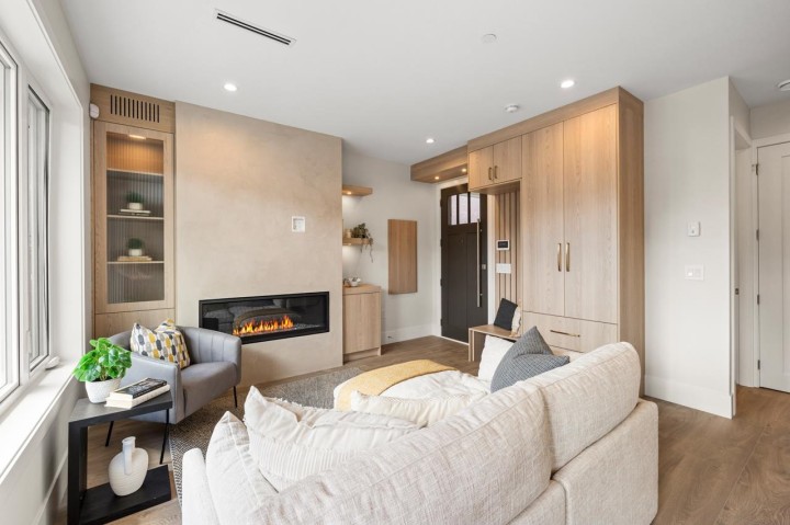 Photo 6 at 2 - 2528 Turner Street, Vancouver East