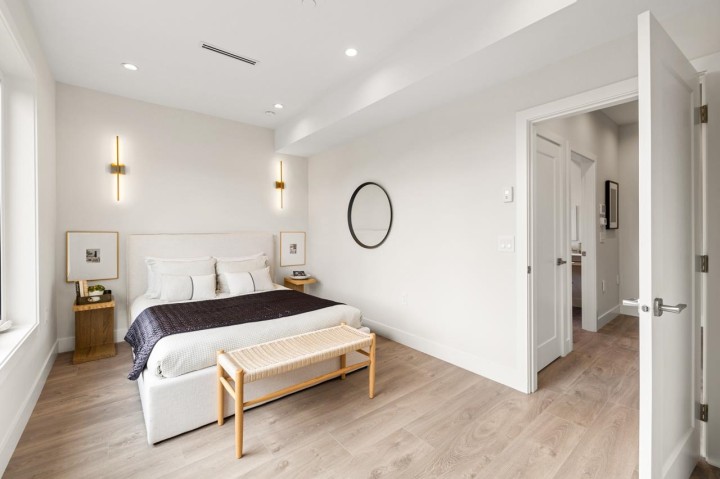 Photo 16 at 2 - 2528 Turner Street, Vancouver East