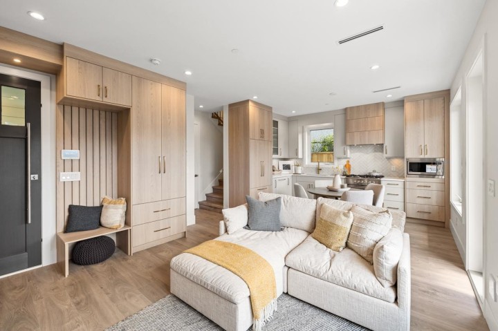 Photo 4 at 2 - 2528 Turner Street, Vancouver East