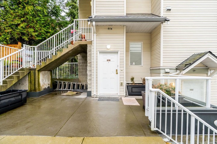 Photo 6 at 74 - 2733 E Kent Avenue North, South Marine, Vancouver East