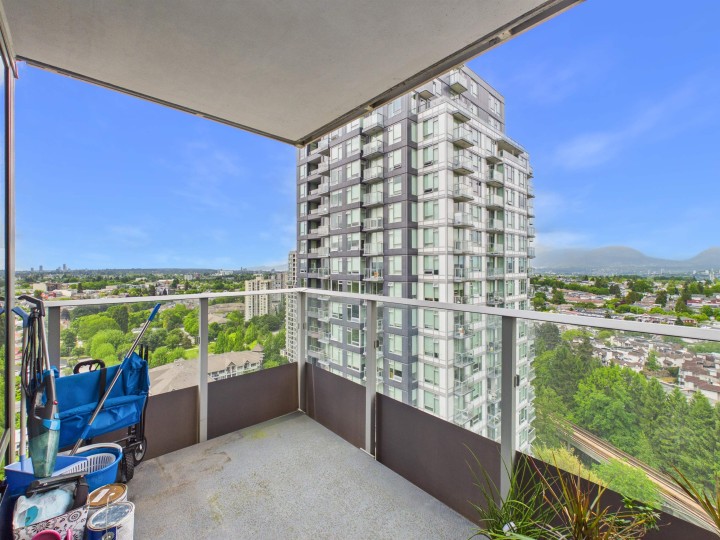 Photo 25 at 2202 - 5515 Boundary Road, Collingwood VE, Vancouver East