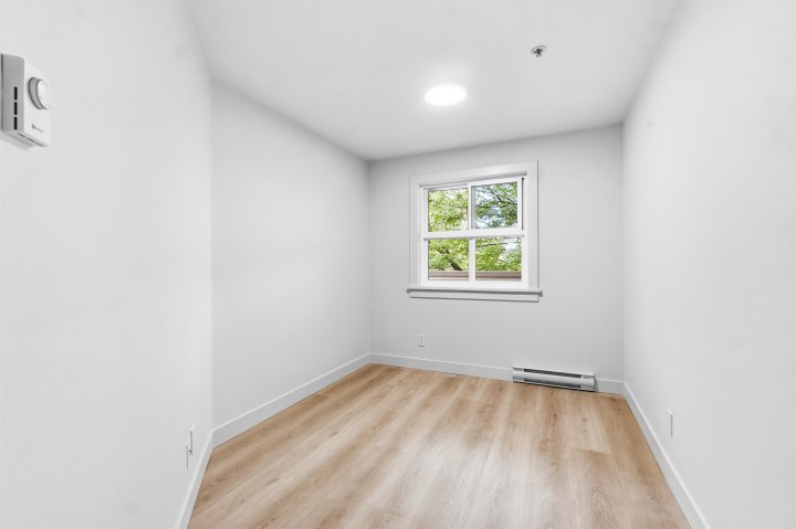 Photo 16 at 305 - 2928 Commercial Drive, Grandview Woodland, Vancouver East