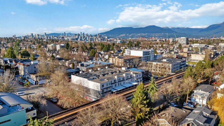 Photo 32 at 209 - 2928 Commercial Drive, Grandview Woodland, Vancouver East