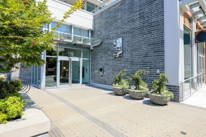 Photo 2 at 1602 - 150 W 15th Street, Central Lonsdale, North Vancouver