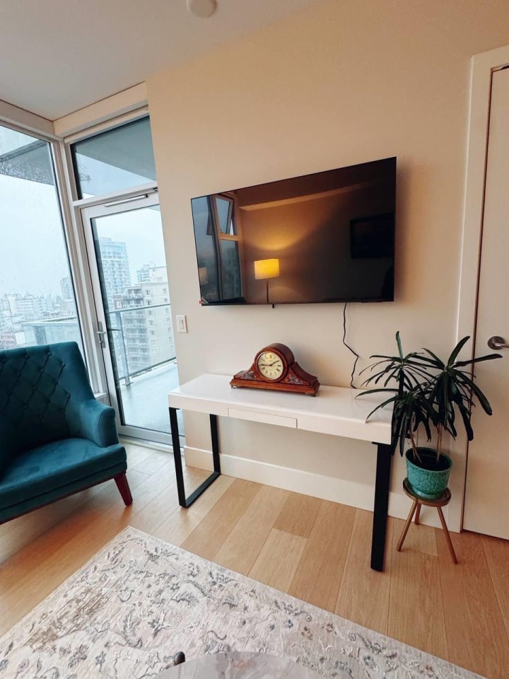Photo 9 at 1602 - 150 W 15th Street, Central Lonsdale, North Vancouver