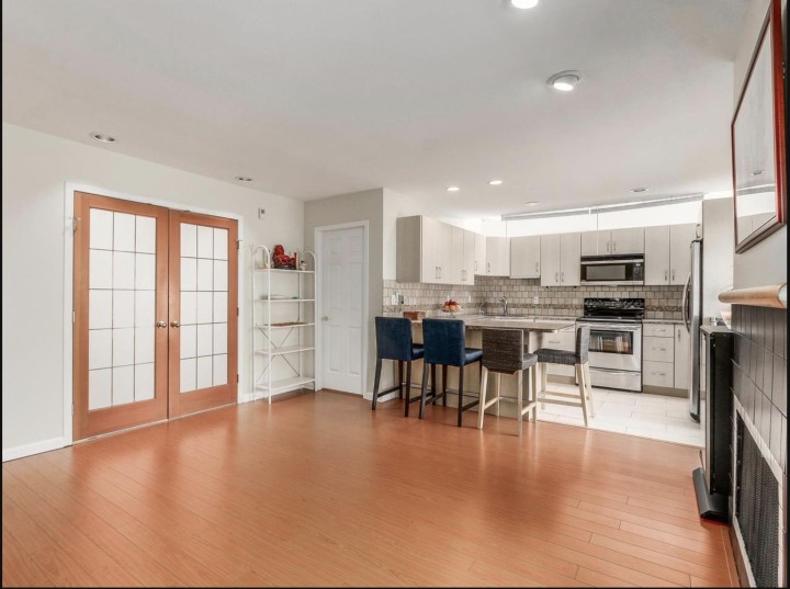 Photo 3 at 4055 W 31st Avenue, Dunbar, Vancouver West