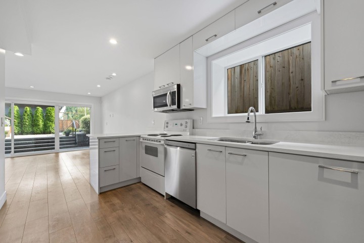 Photo 36 at 231 E 27 Street, Upper Lonsdale, North Vancouver