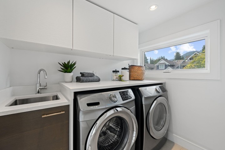 Photo 35 at 231 E 27 Street, Upper Lonsdale, North Vancouver