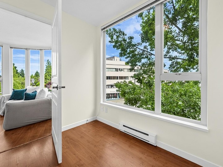 Photo 16 at 309 - 3089 Oak Street, Vancouver West