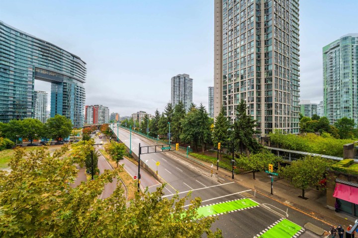 Photo 18 at 506 - 989 Beatty Street, Yaletown, Vancouver West