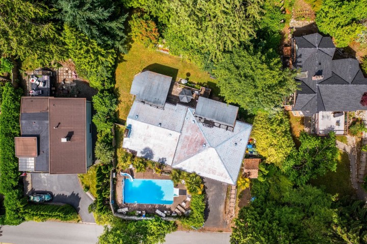 Photo 2 at 4535 Mountain Highway, Lynn Valley, North Vancouver