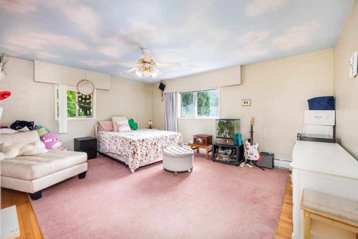 Photo 17 at 4535 Mountain Highway, Lynn Valley, North Vancouver