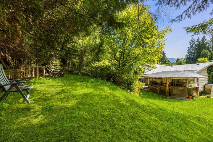 Photo 28 at 4535 Mountain Highway, Lynn Valley, North Vancouver