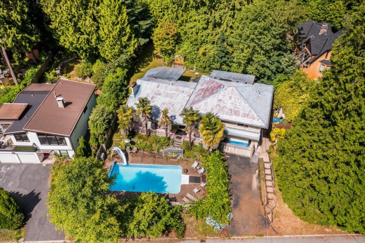 Photo 34 at 4535 Mountain Highway, Lynn Valley, North Vancouver