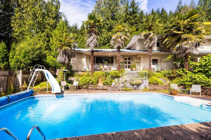 Photo 33 at 4535 Mountain Highway, Lynn Valley, North Vancouver