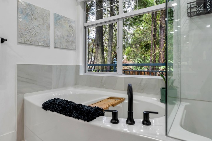 Photo 14 at 1102 Strathaven Drive, Northlands, North Vancouver
